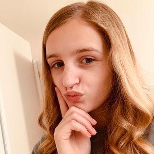 Meet your Posher, Ella